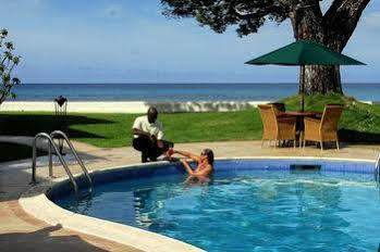 Treasure Beach By Elegant Hotels - All-Inclusive, Adults-Only Paynes Bay Exterior foto